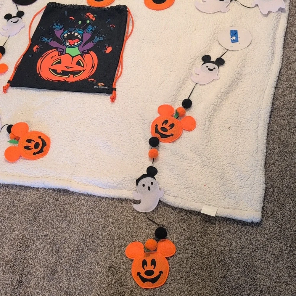 Halloween On The High Seas Stateroom Bundle Blanket , Pillow, Garlands, Popcorn+